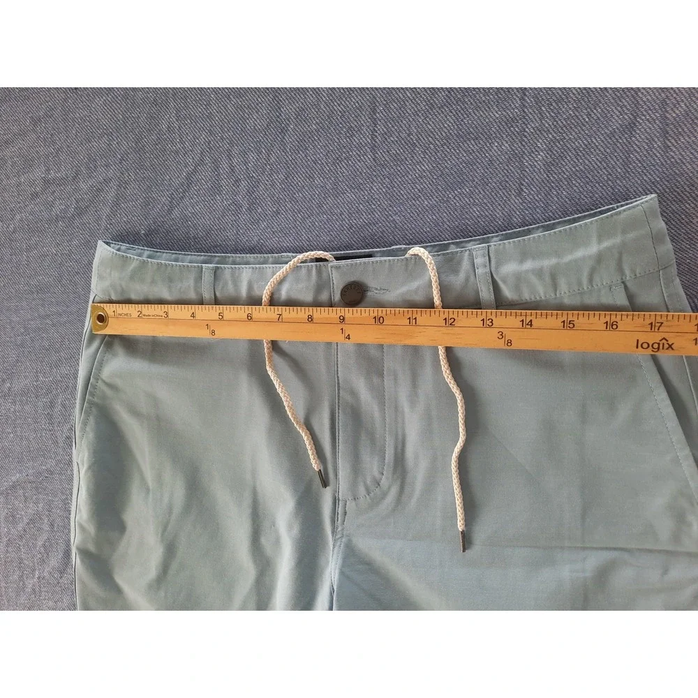 Faherty All Day Shorts Mens 33 Light Blue Grey Recycled Stretch Hybrid Chino 9in